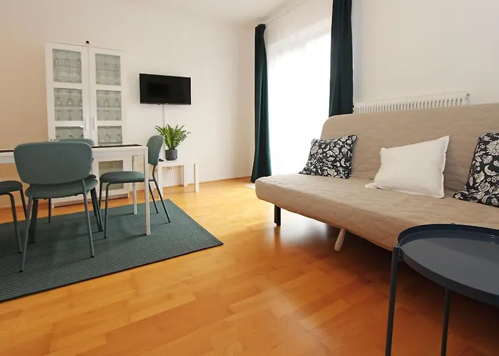 Steira-studios * ليبنيتز