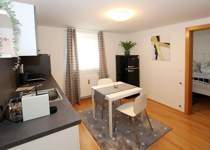 Steira-studios شقة